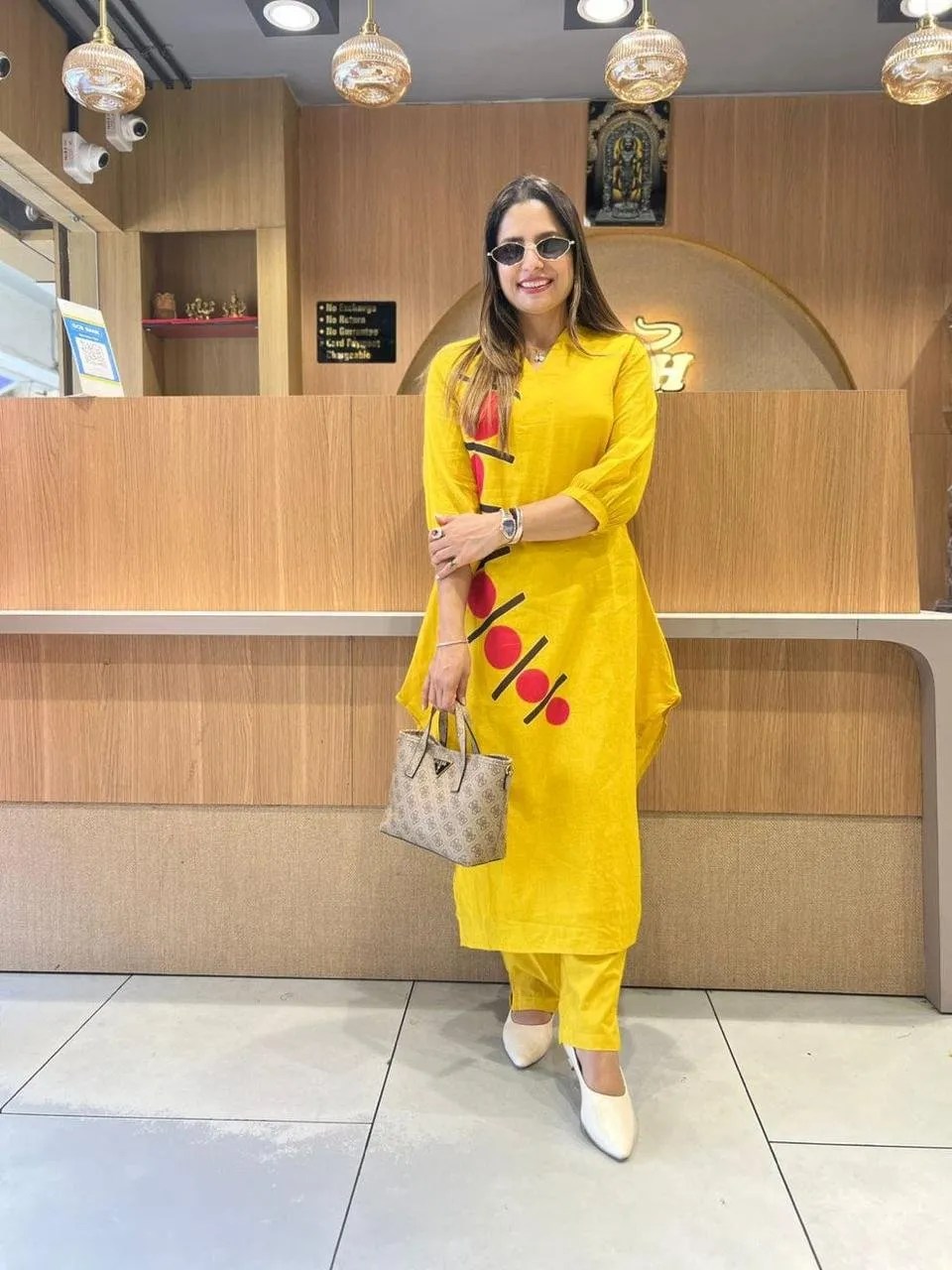Premium Tie-dye Muslin Kurti Set Complete 3-Piece Outfit Styling and Drape