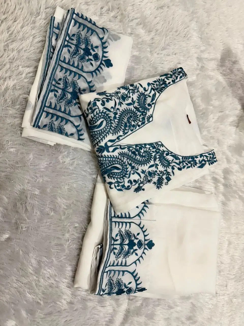 Elegant Flair Suit - Jaipuri Print Close Up Detail