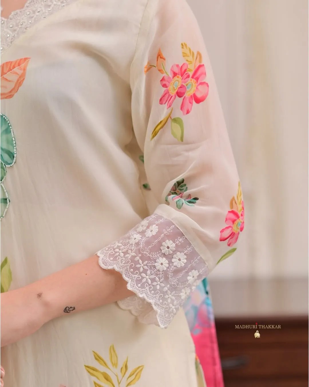 Elegant Reshmi Organza Suit Set Complete 3-Piece Outfit Styling and Drape