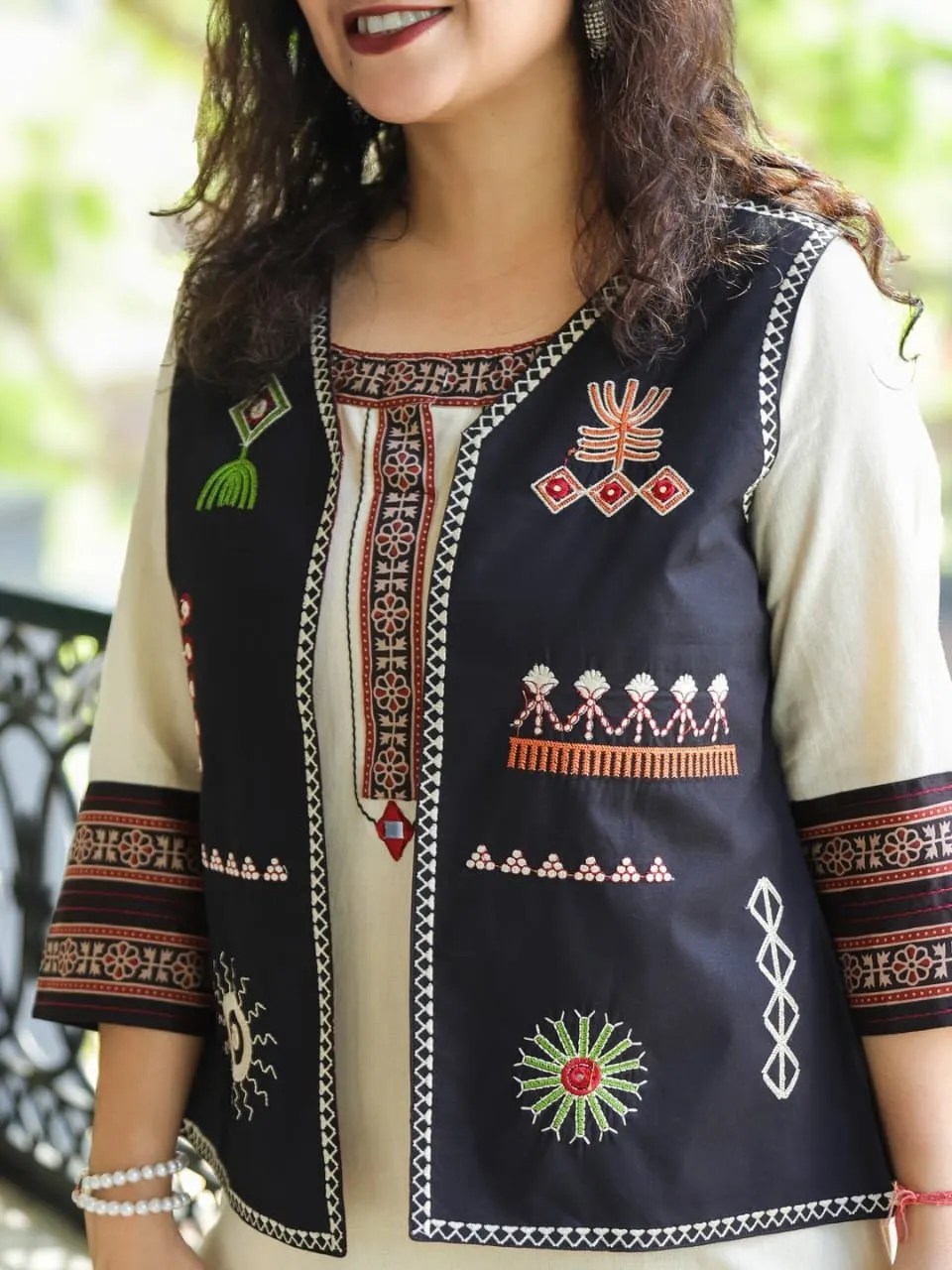 Chic Winter Wedding Suit Set - Jaipuri Print Close Up Detail