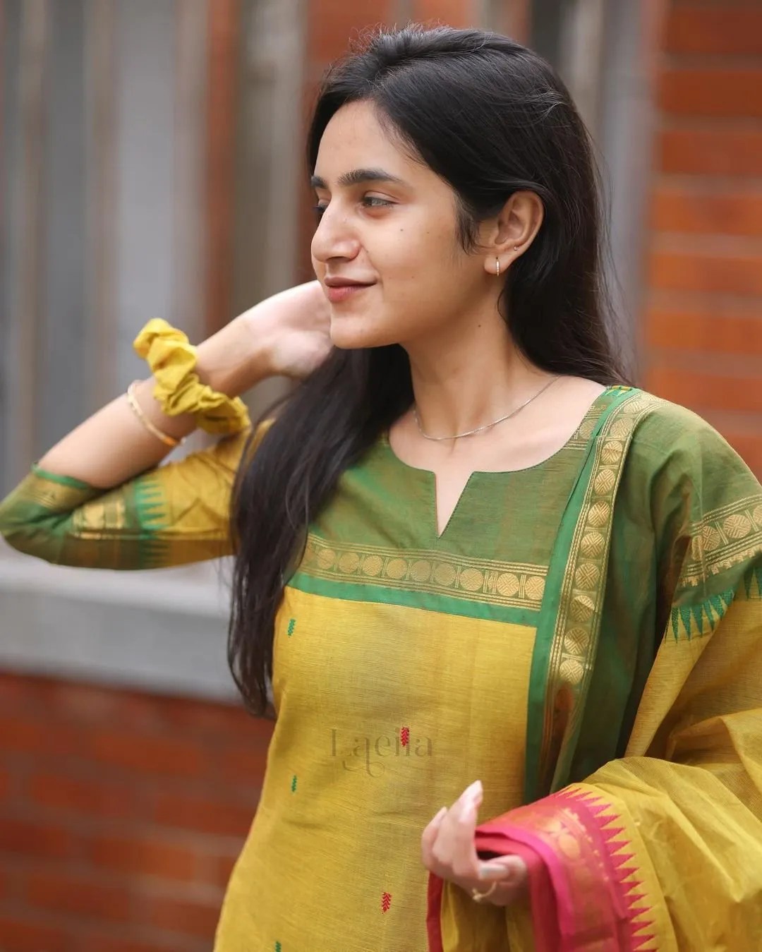 Vibrant Varanika Suit Set View 4 | Jaipur Cloth