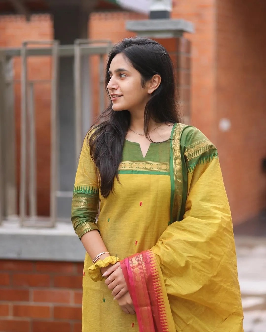 Vibrant Varanika Suit Set Full Length & Fit View | Jaipur Cloth