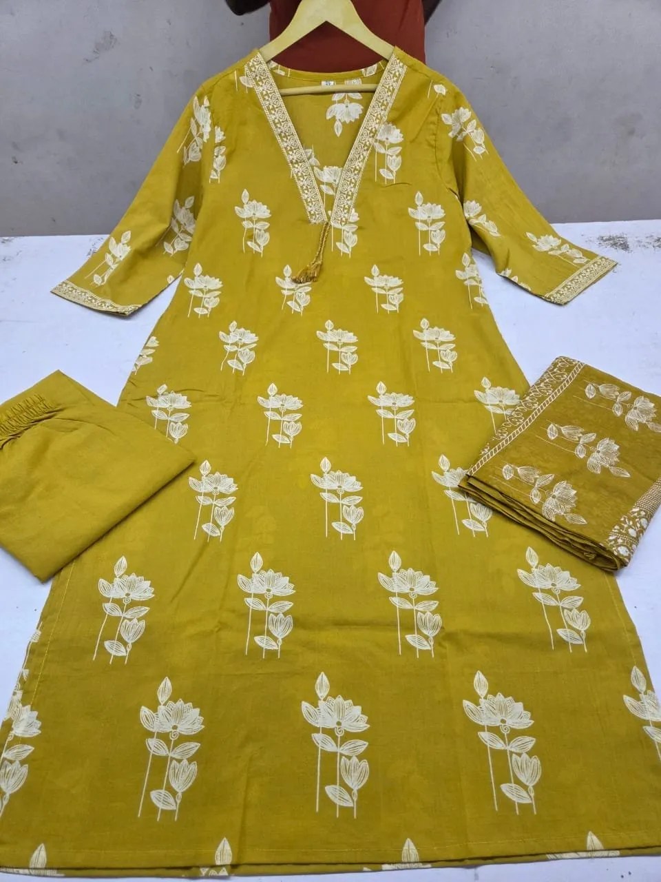 Neck Pattern and Yoke Print Close-up - Jaipur Cloth