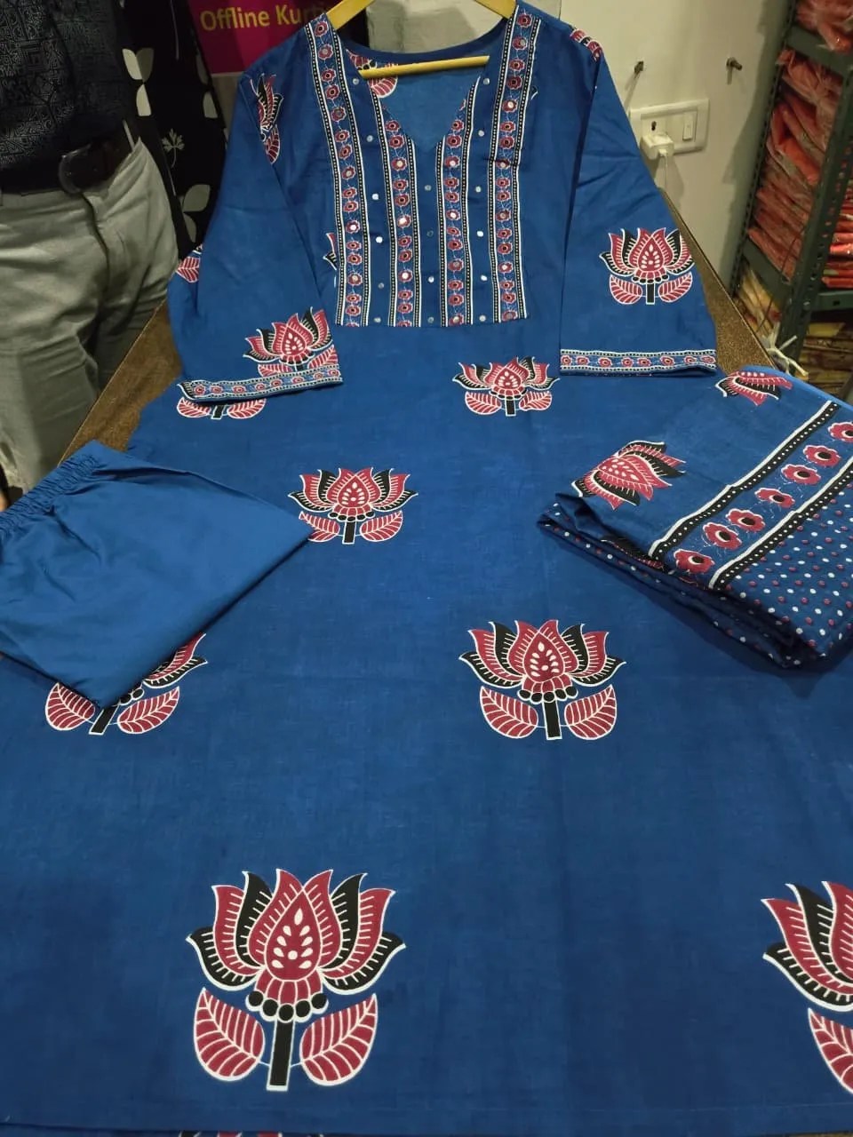 Hand Mirror Work on Kalamkari Floral Yoke Close-up - Jaipur Cloth