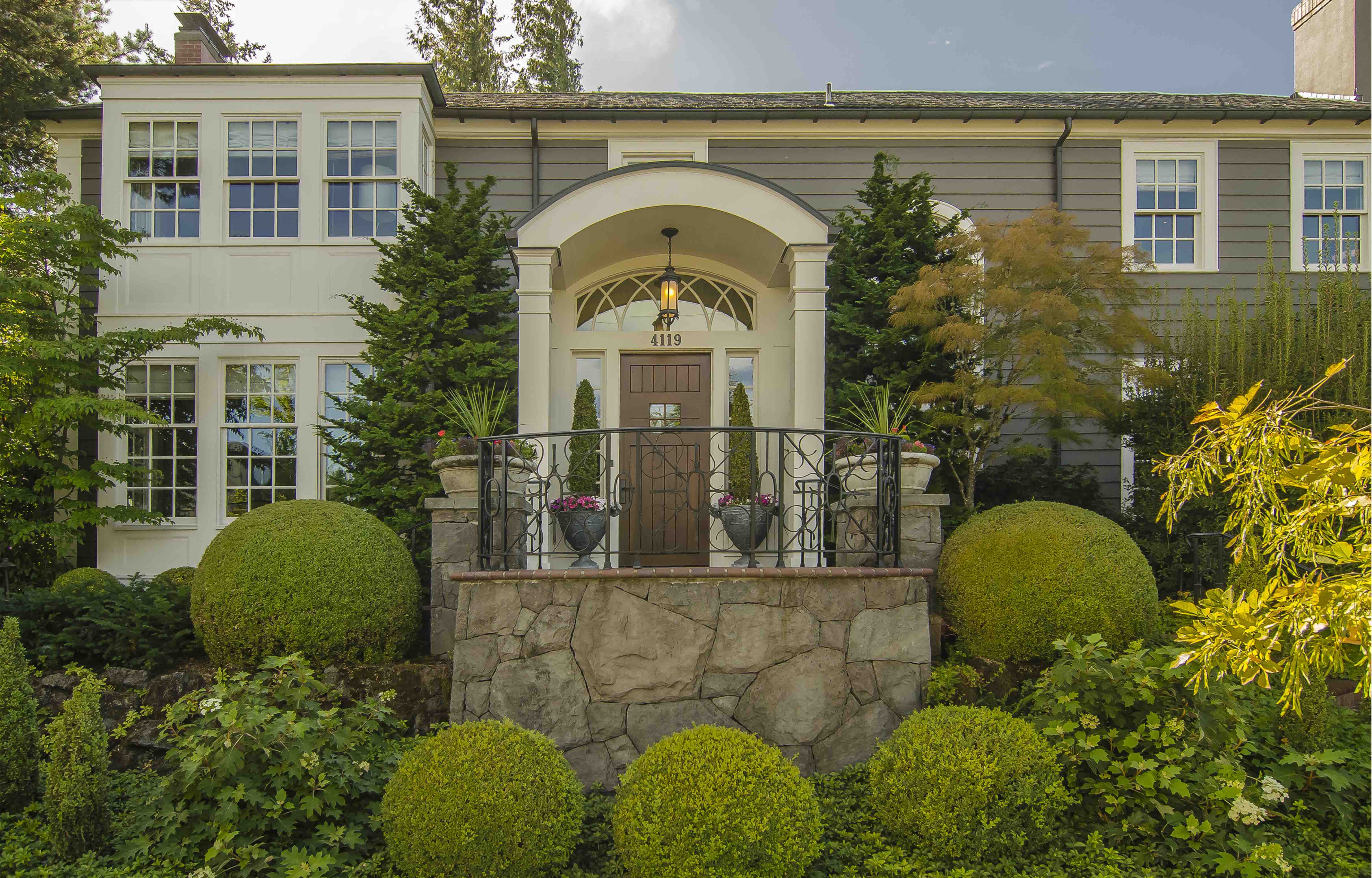 West Hills Georgian-Style Estate