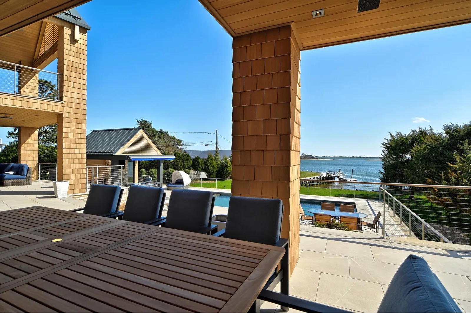 Hamptons Real Estate