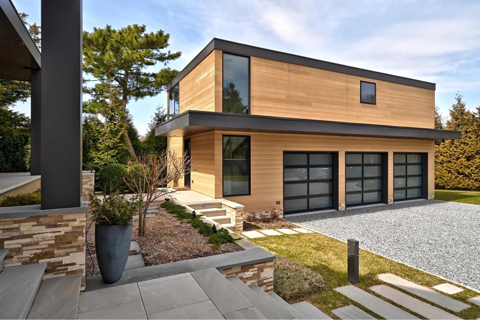 Hamptons Real Estate