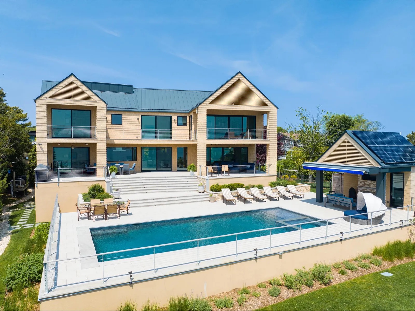 Hamptons Real Estate