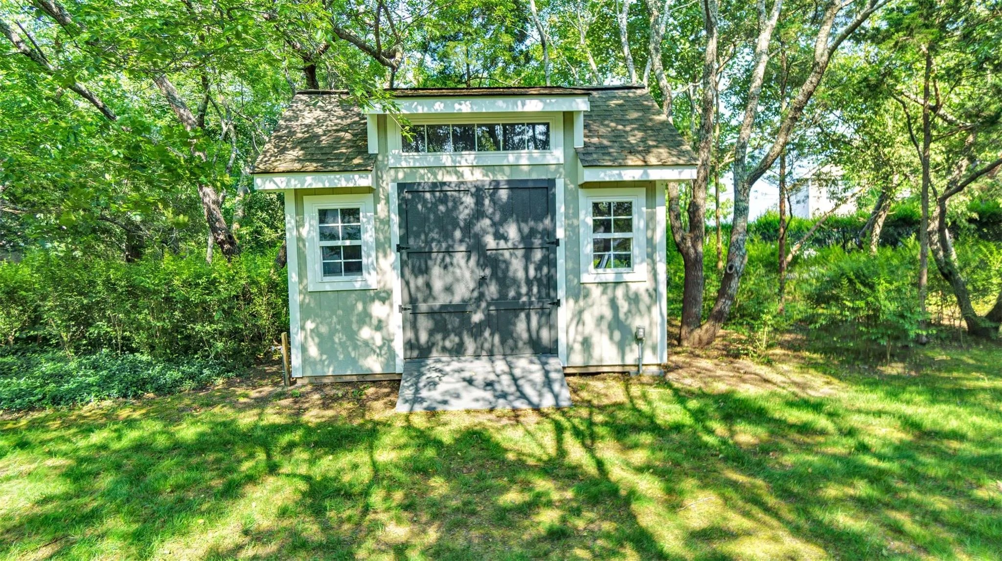 Hamptons Real Estate