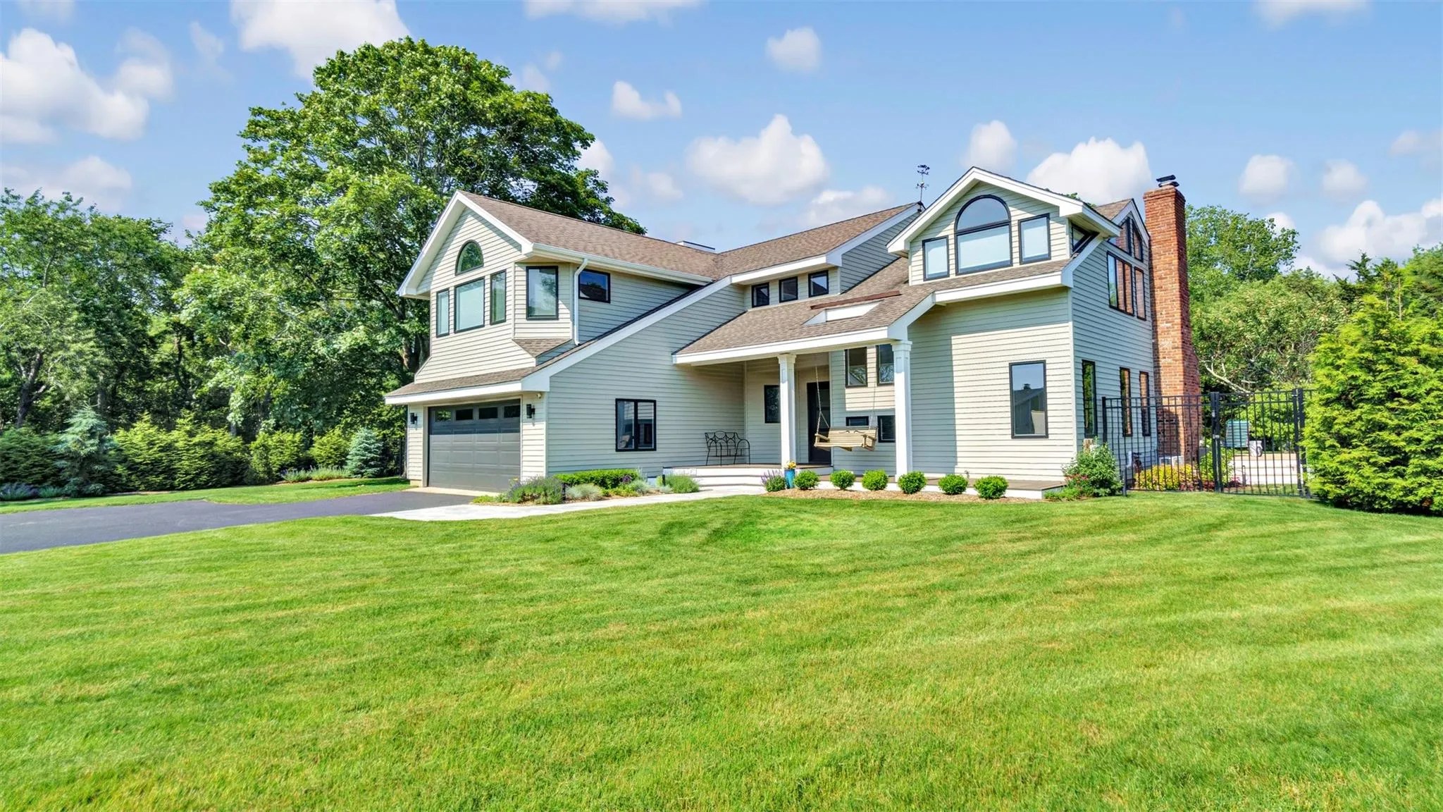 Hamptons Real Estate