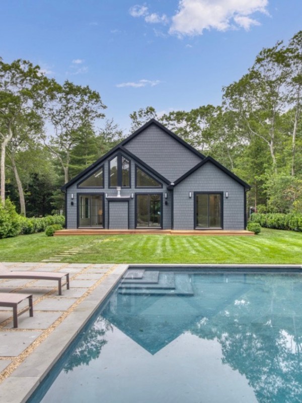 Hamptons Real Estate