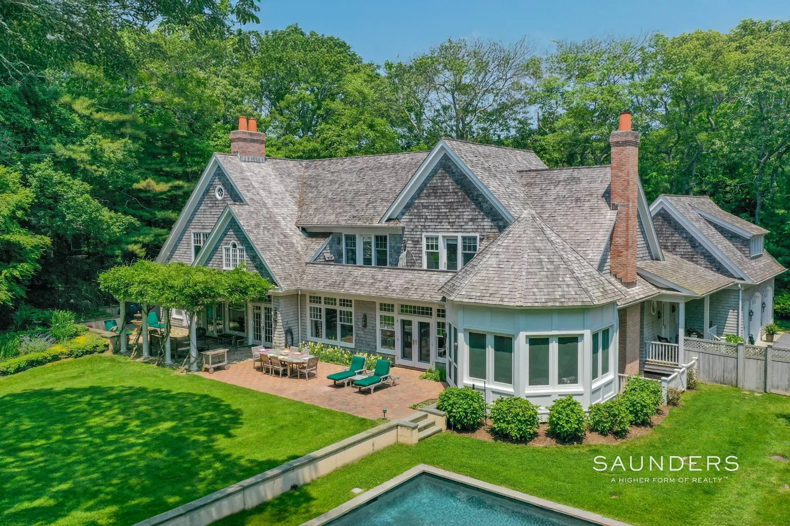 Hamptons Real Estate