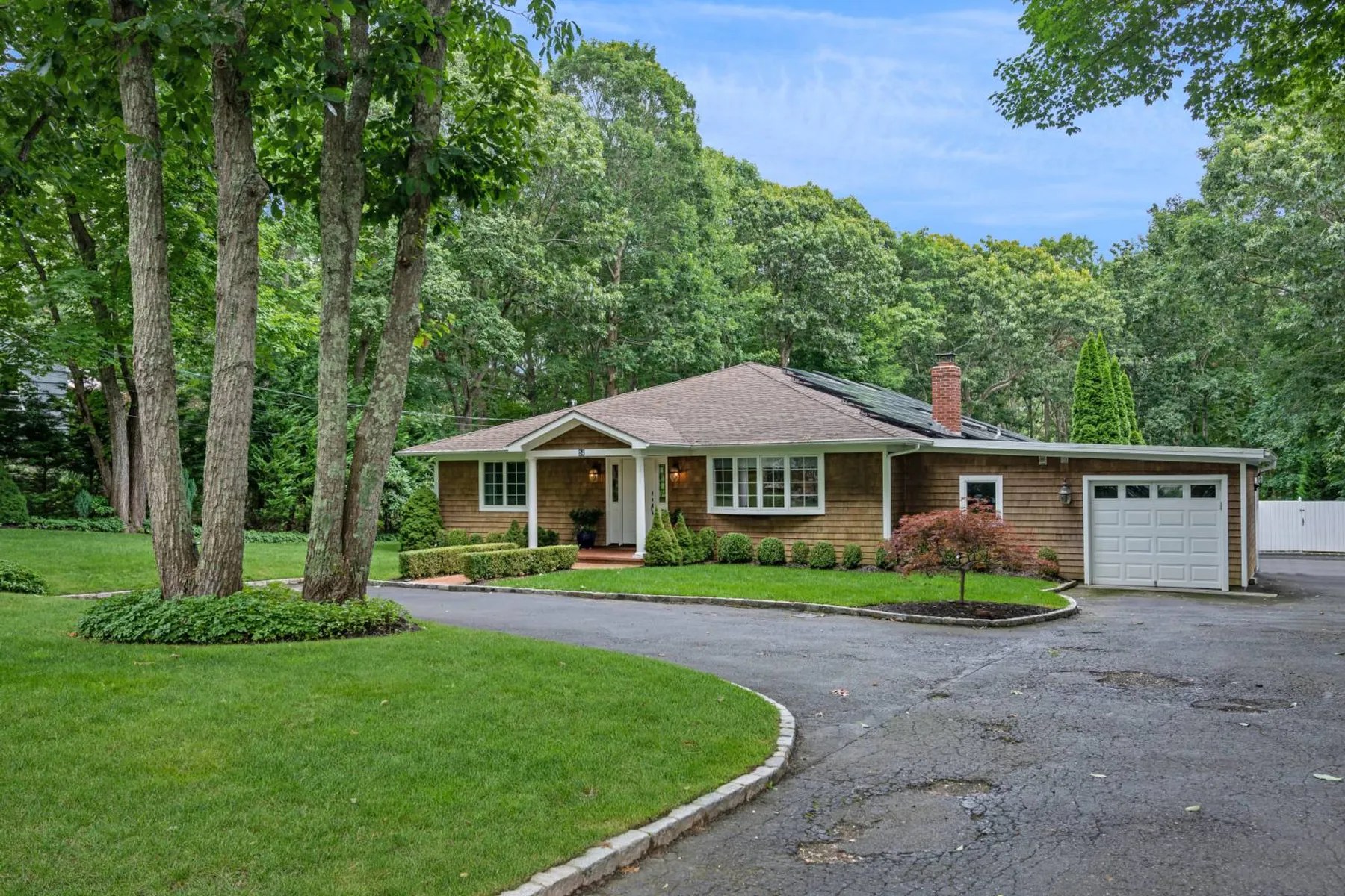 Hamptons Real Estate