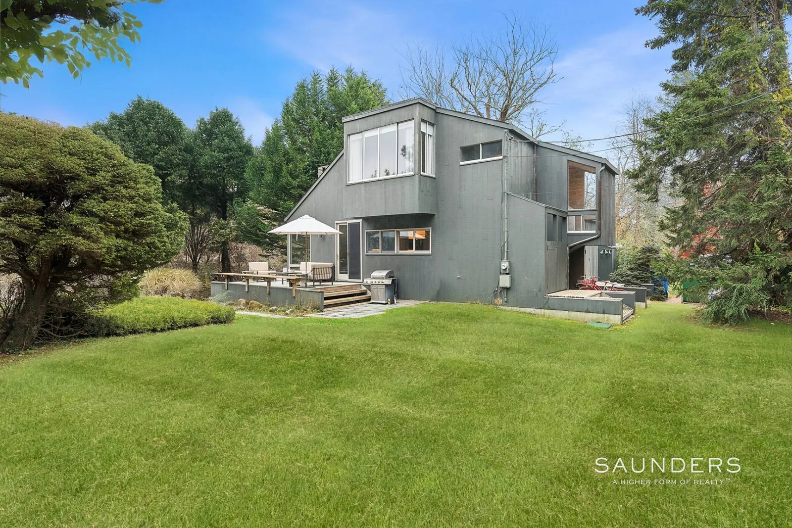 Hamptons Real Estate