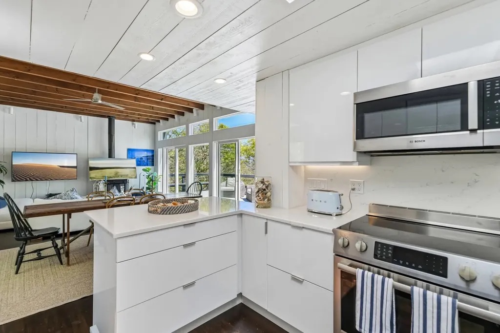 Hamptons Real Estate