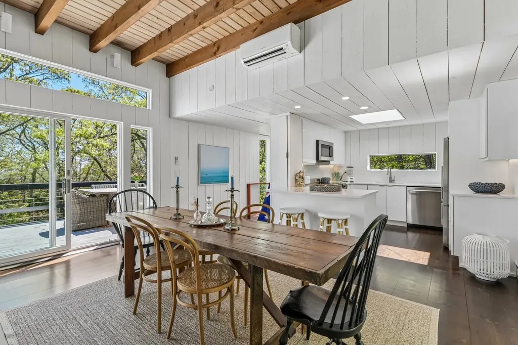 Hamptons Real Estate