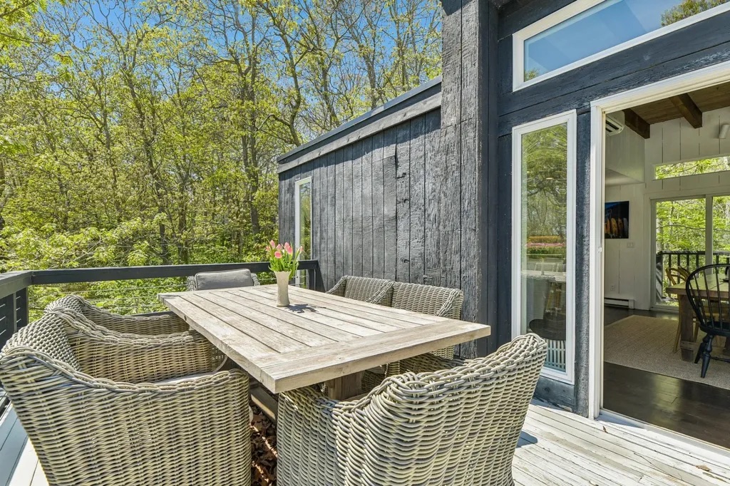 Hamptons Real Estate