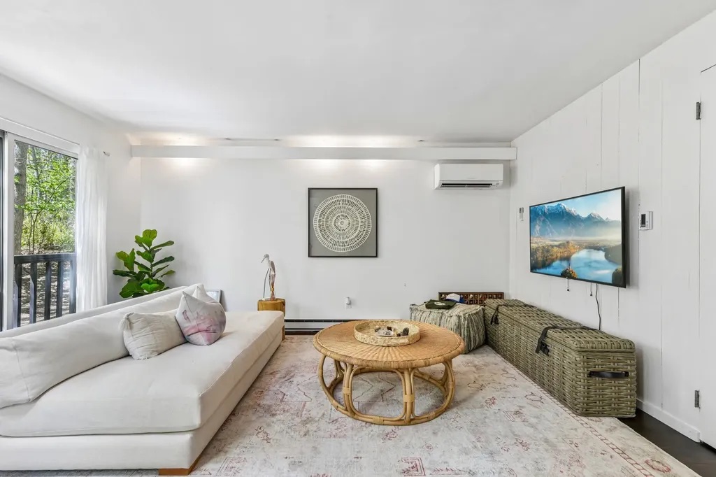 Hamptons Real Estate