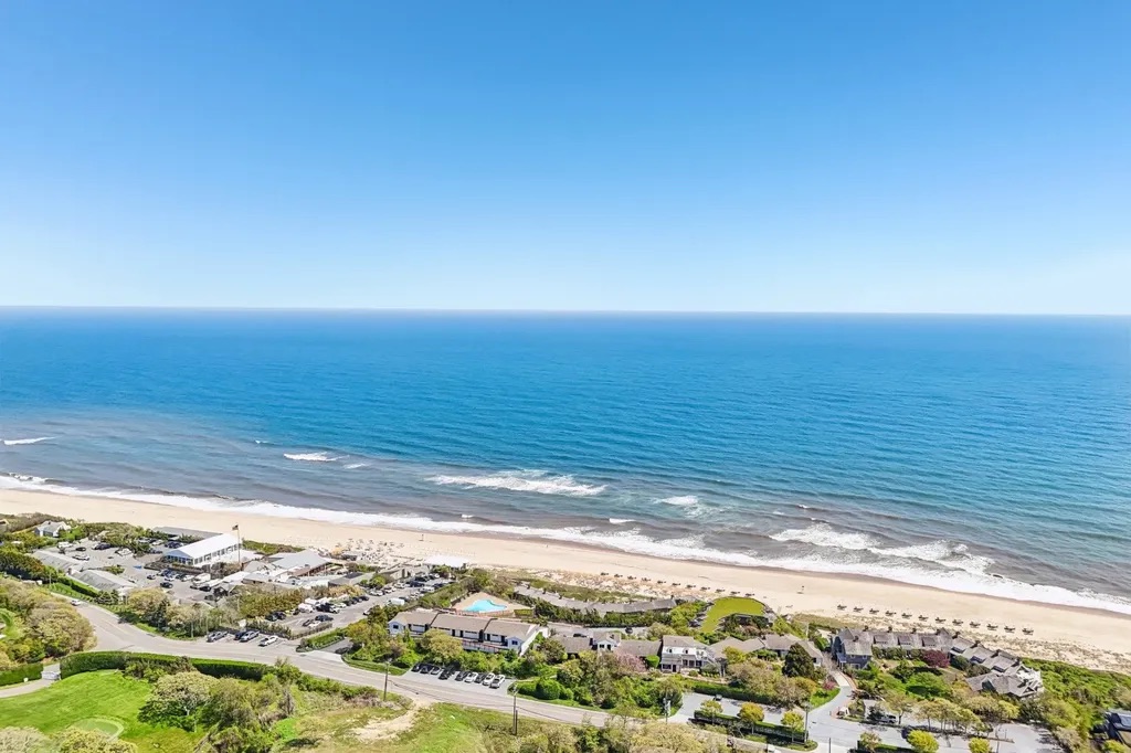 Hamptons Real Estate