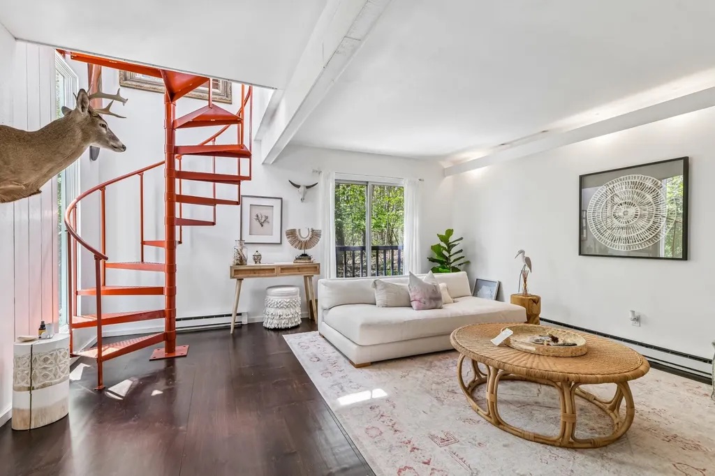 Hamptons Real Estate