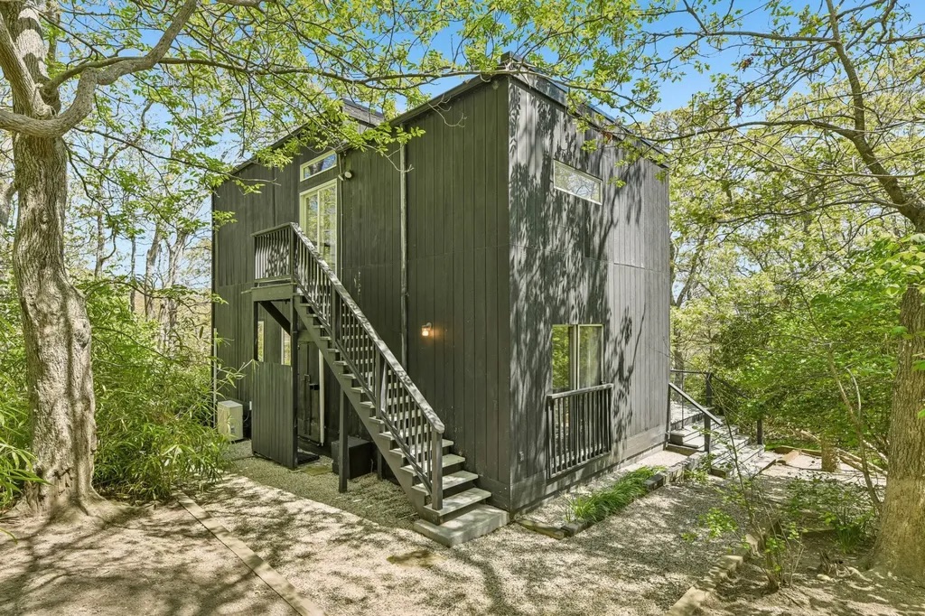 Hamptons Real Estate