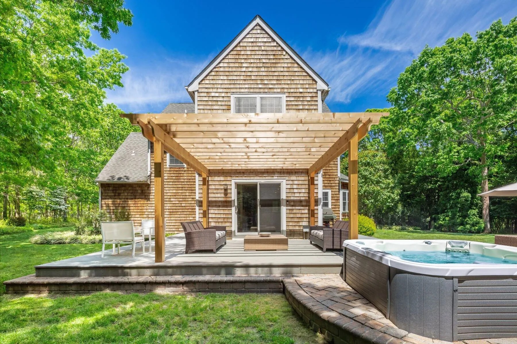 Hamptons Real Estate