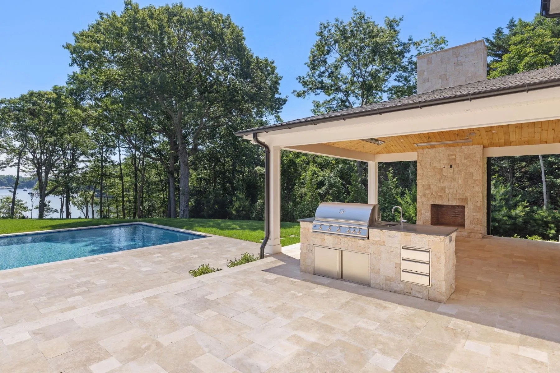Hamptons & North Fork Real Estate