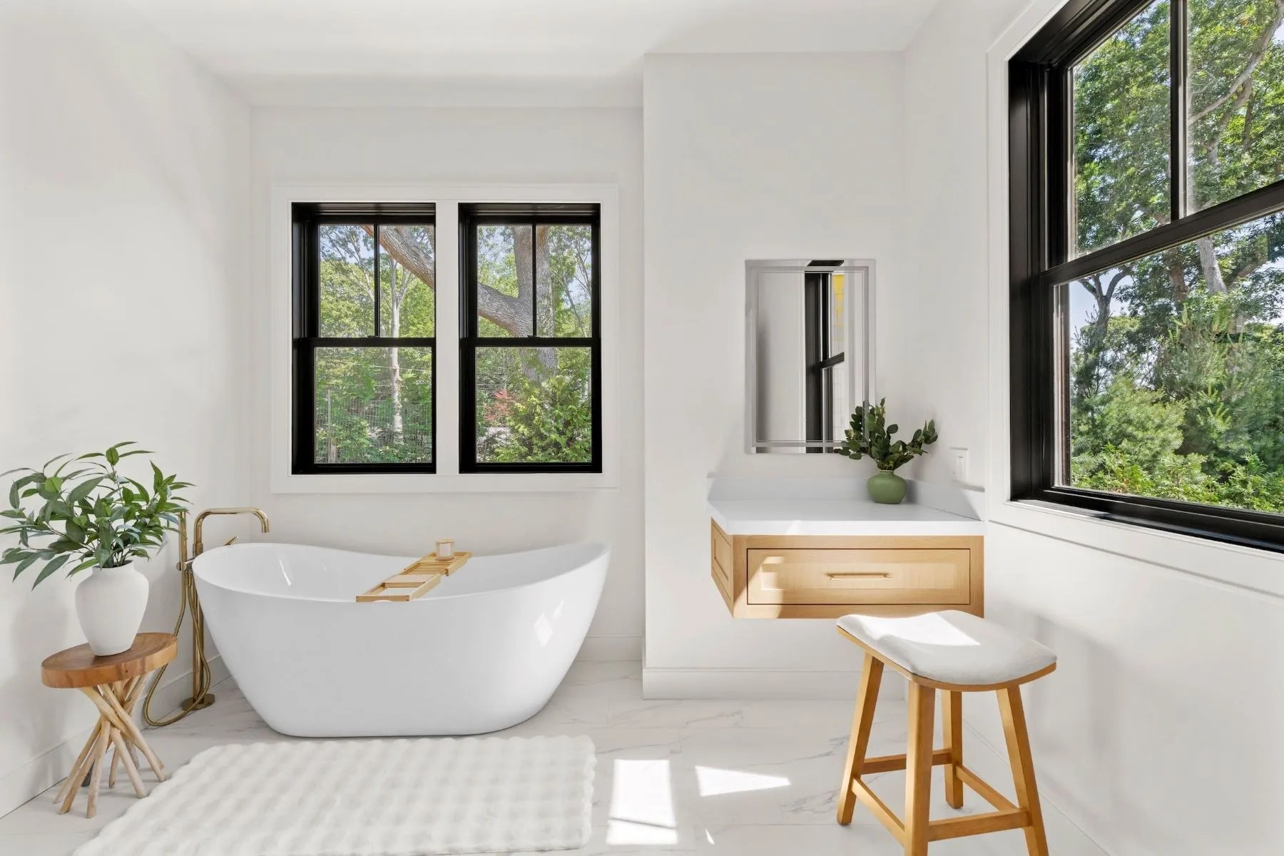Hamptons & North Fork Real Estate