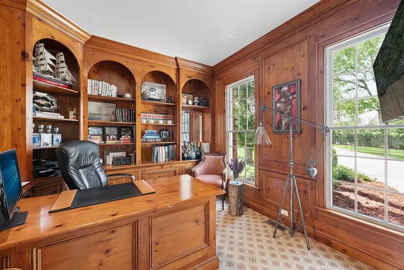 Hamptons Real Estate