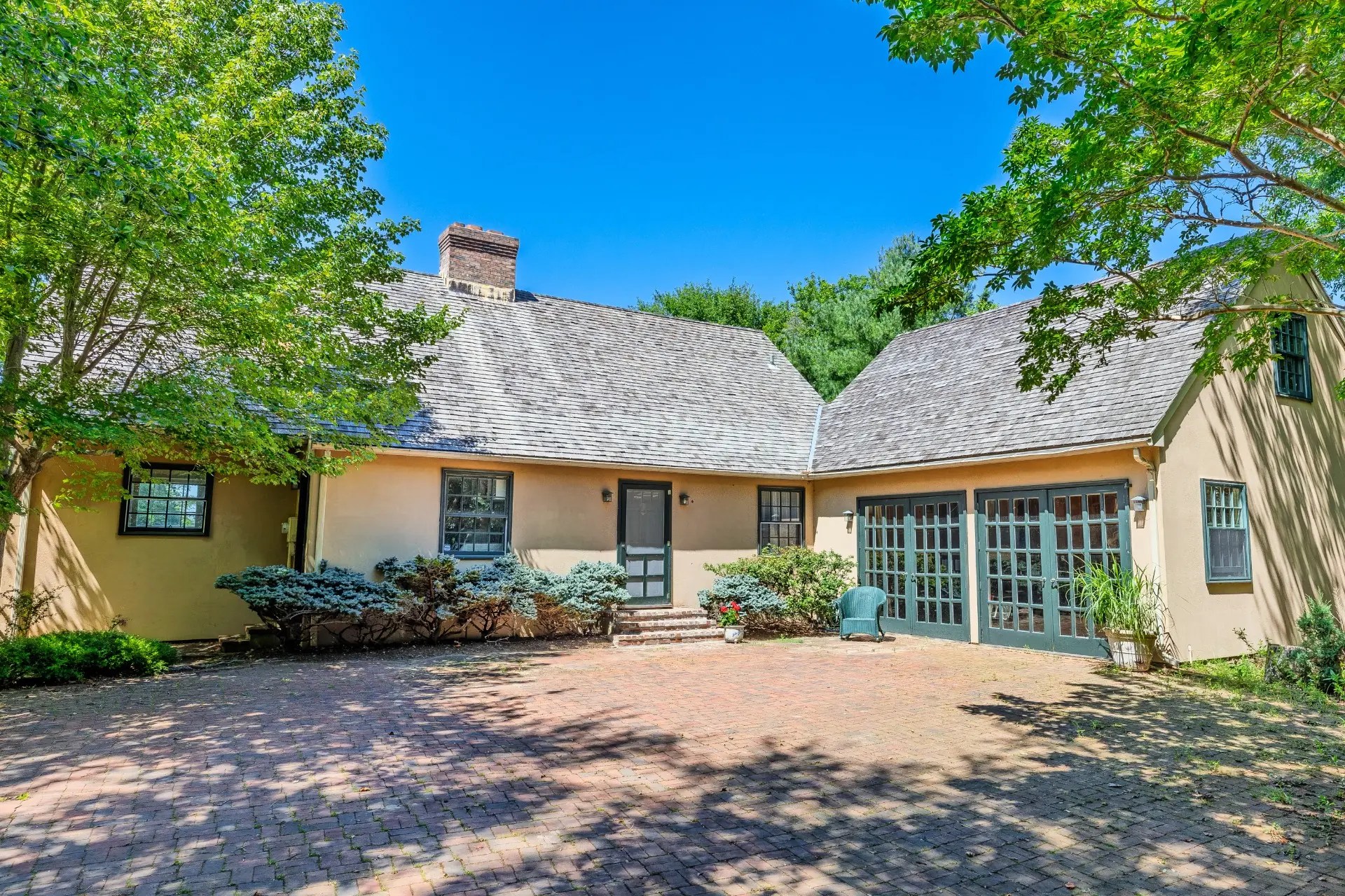 Hamptons Real Estate