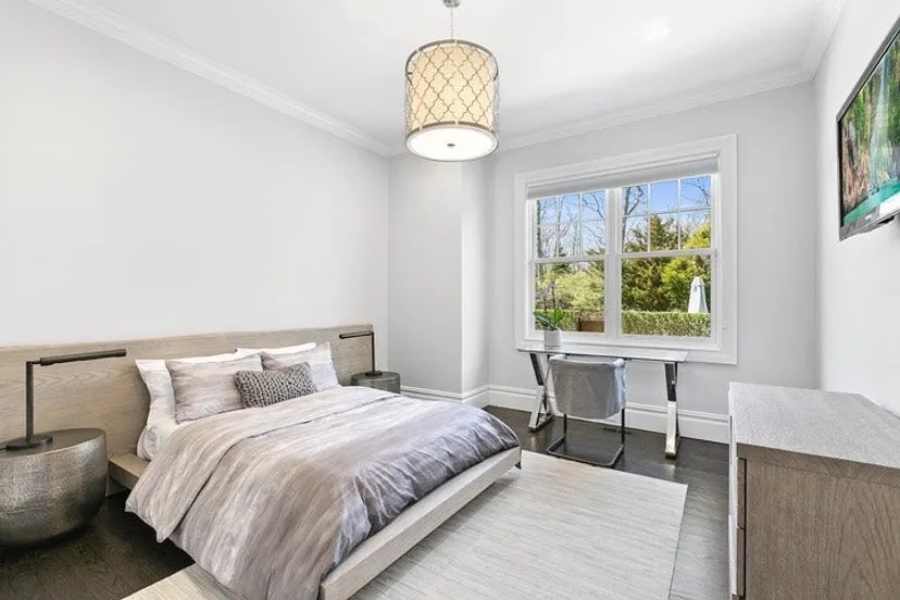 Hamptons Real Estate