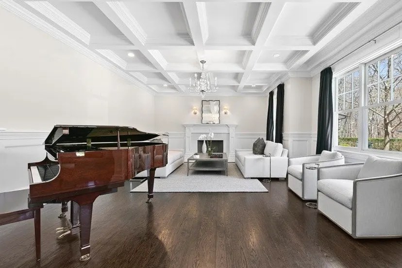 Hamptons Real Estate