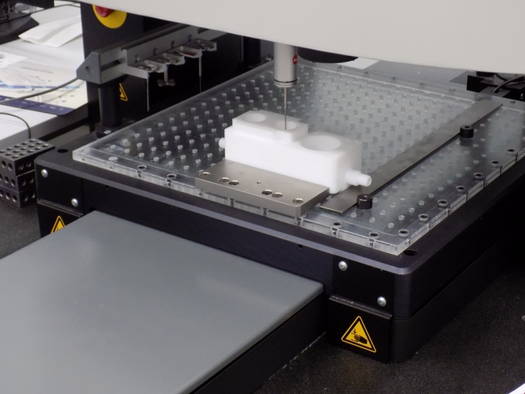 2csm-Machine-CMM-1