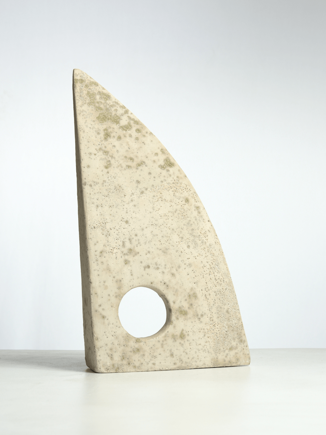 Blade <br>(Large Pale Chrome)