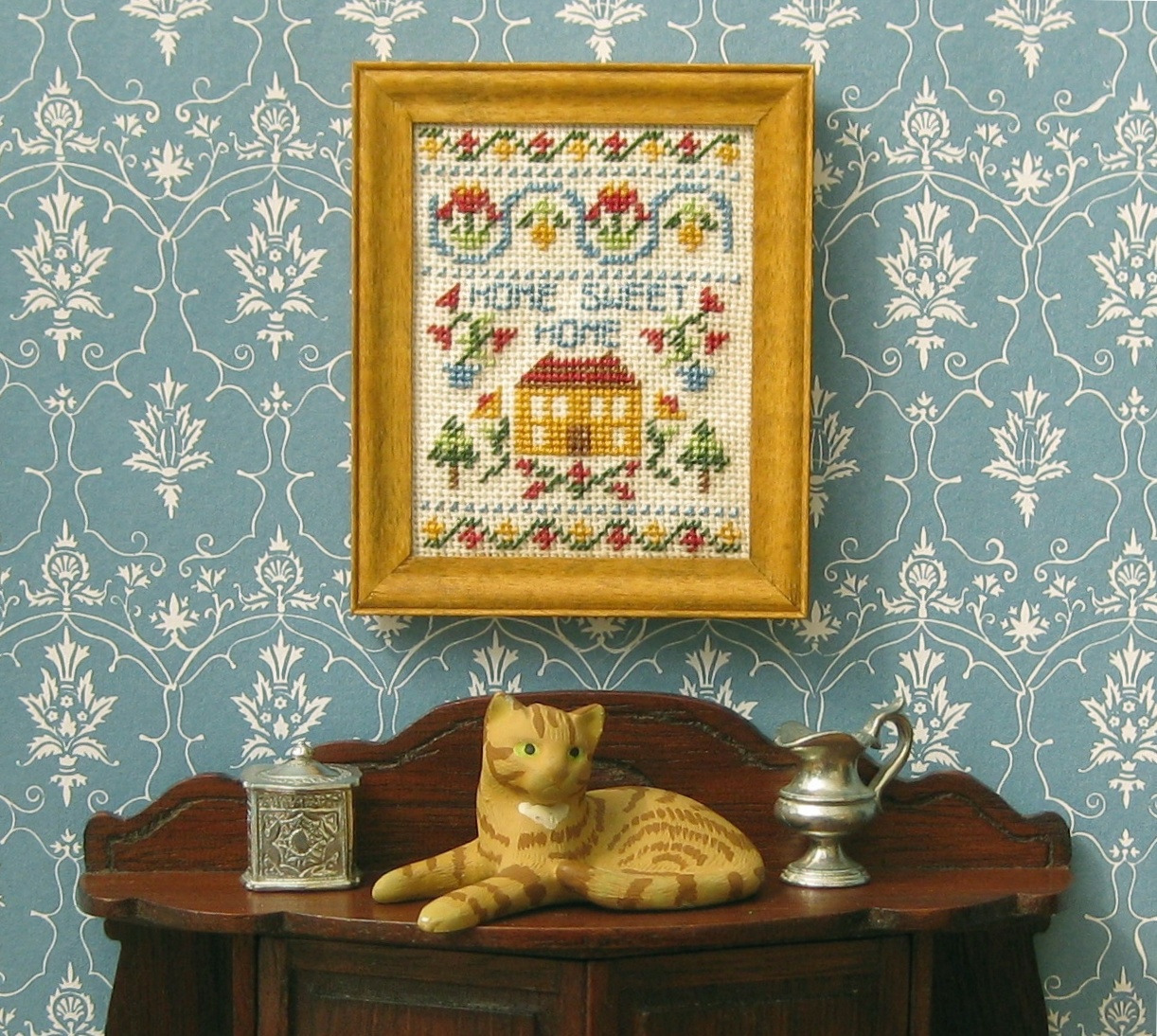 Book review: Le Monde de Beatrix Potter – a cross stitch book in