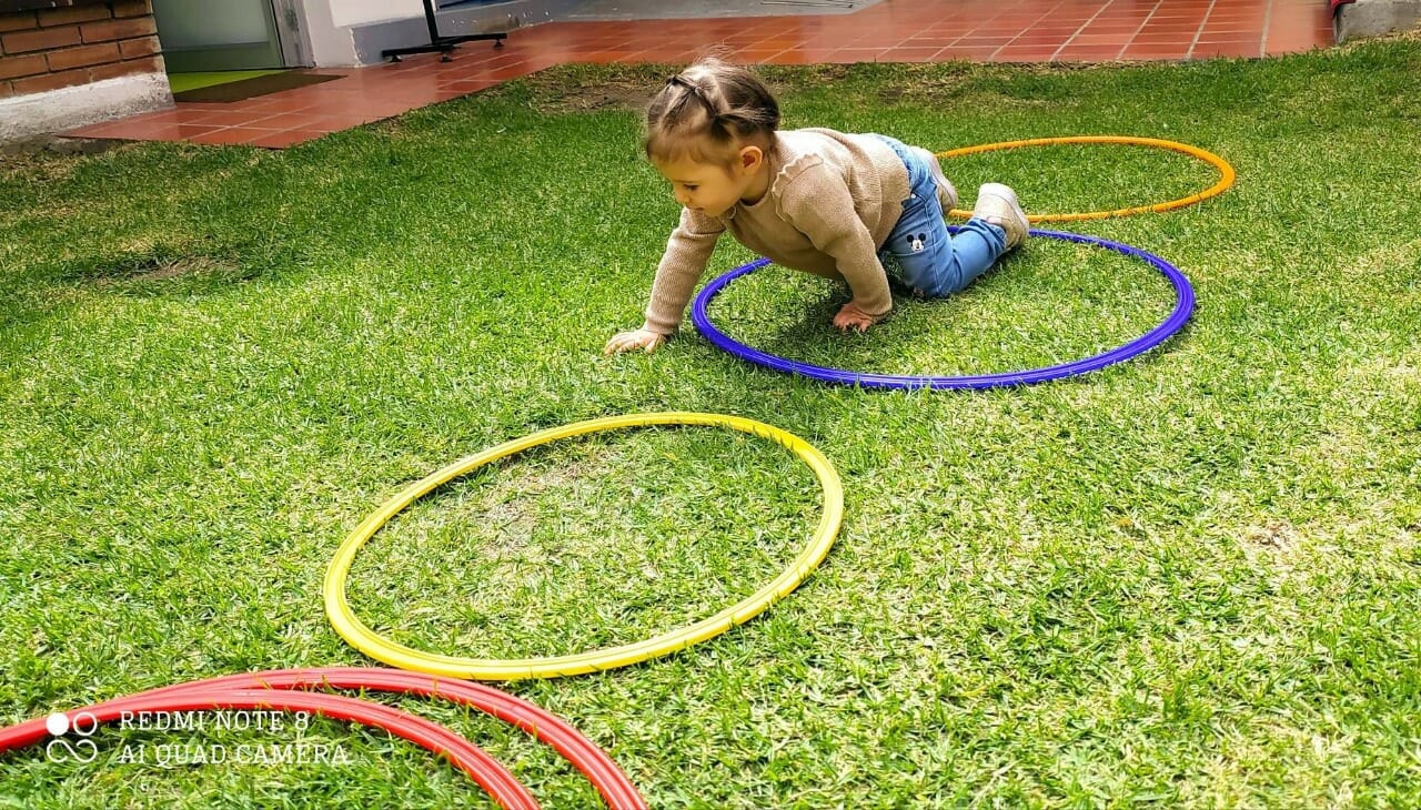 Y luego jugar con ellos para armar figuras y dejar volar la imaginación. A Traves Del Juego Los Ninos Se Expresan Jardines Infantiles Origami