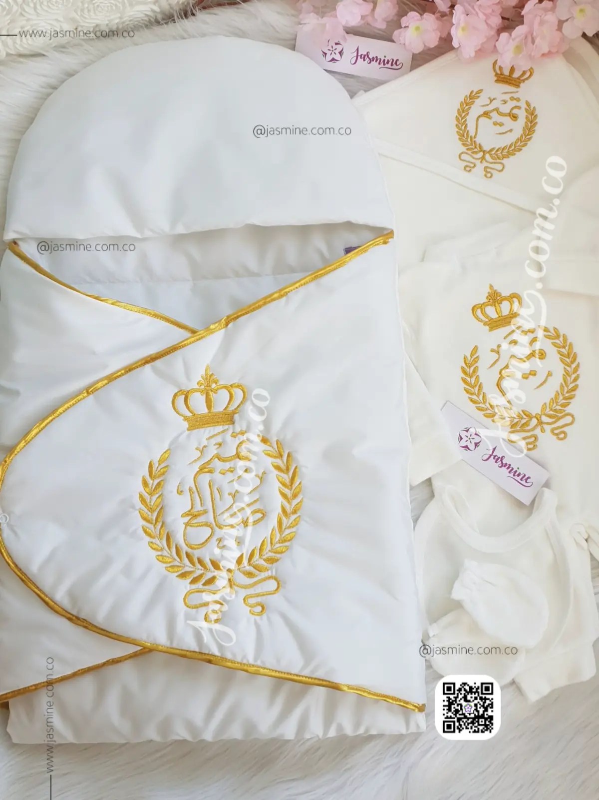 بورت بتصميم تطريز ذهبي اسم (تميم صالح Tamim) Baby soft sleeping bag