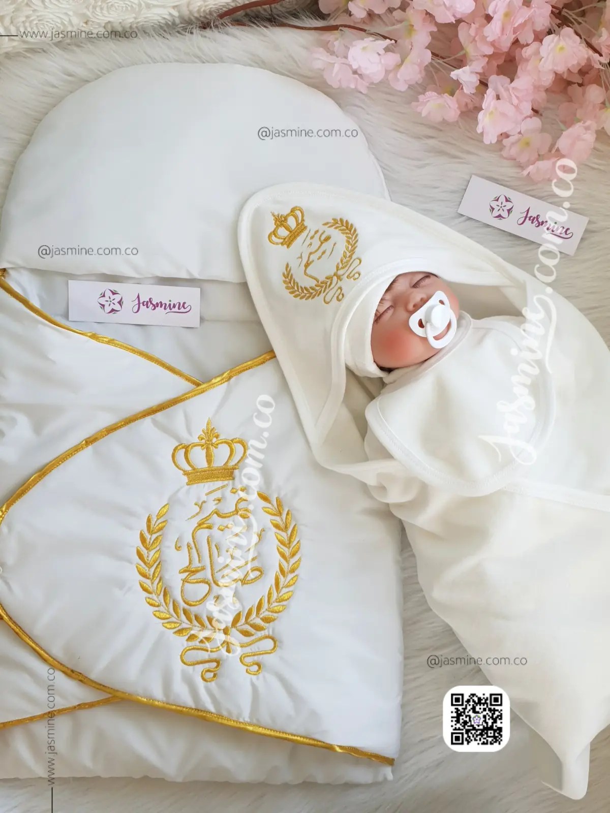 بورت بتصميم تطريز ذهبي اسم (تميم صالح Tamim) Baby soft sleeping bag