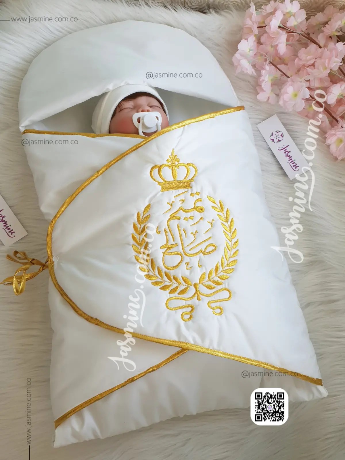 بورت بتصميم تطريز ذهبي اسم (تميم صالح Tamim) Baby soft sleeping bag
