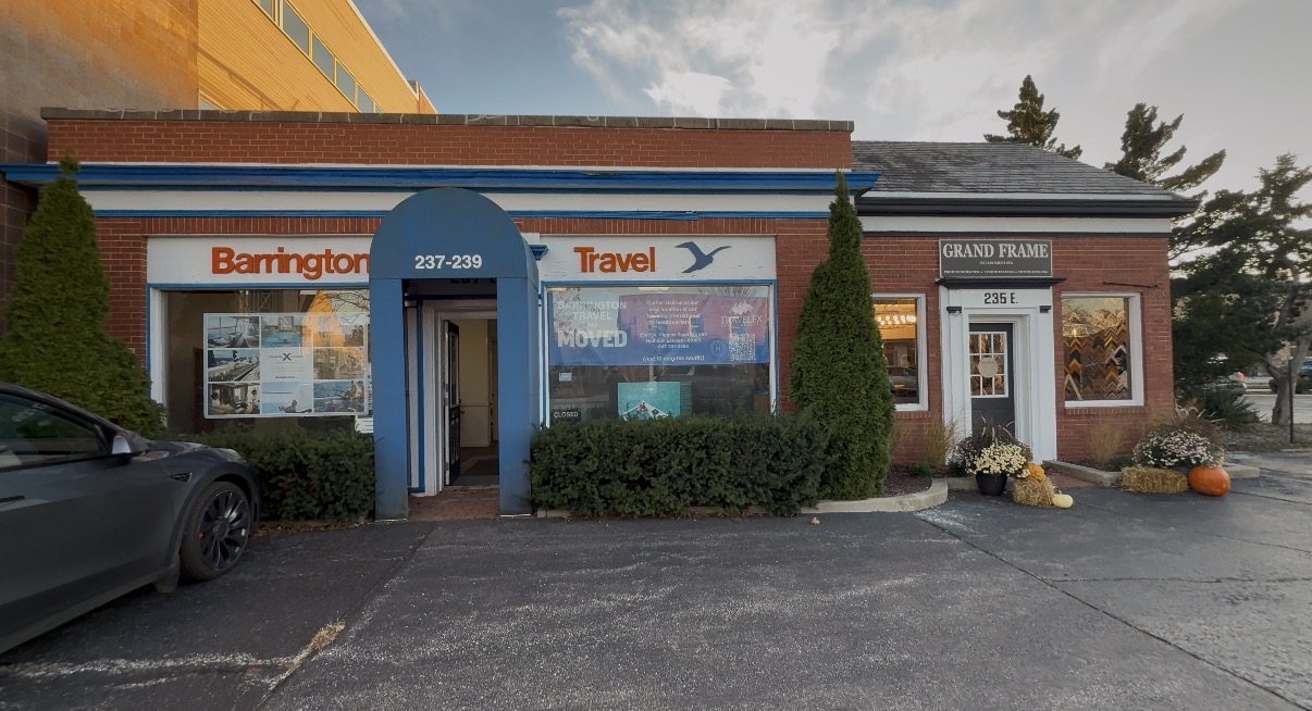 237 E Main St, Barrington, IL