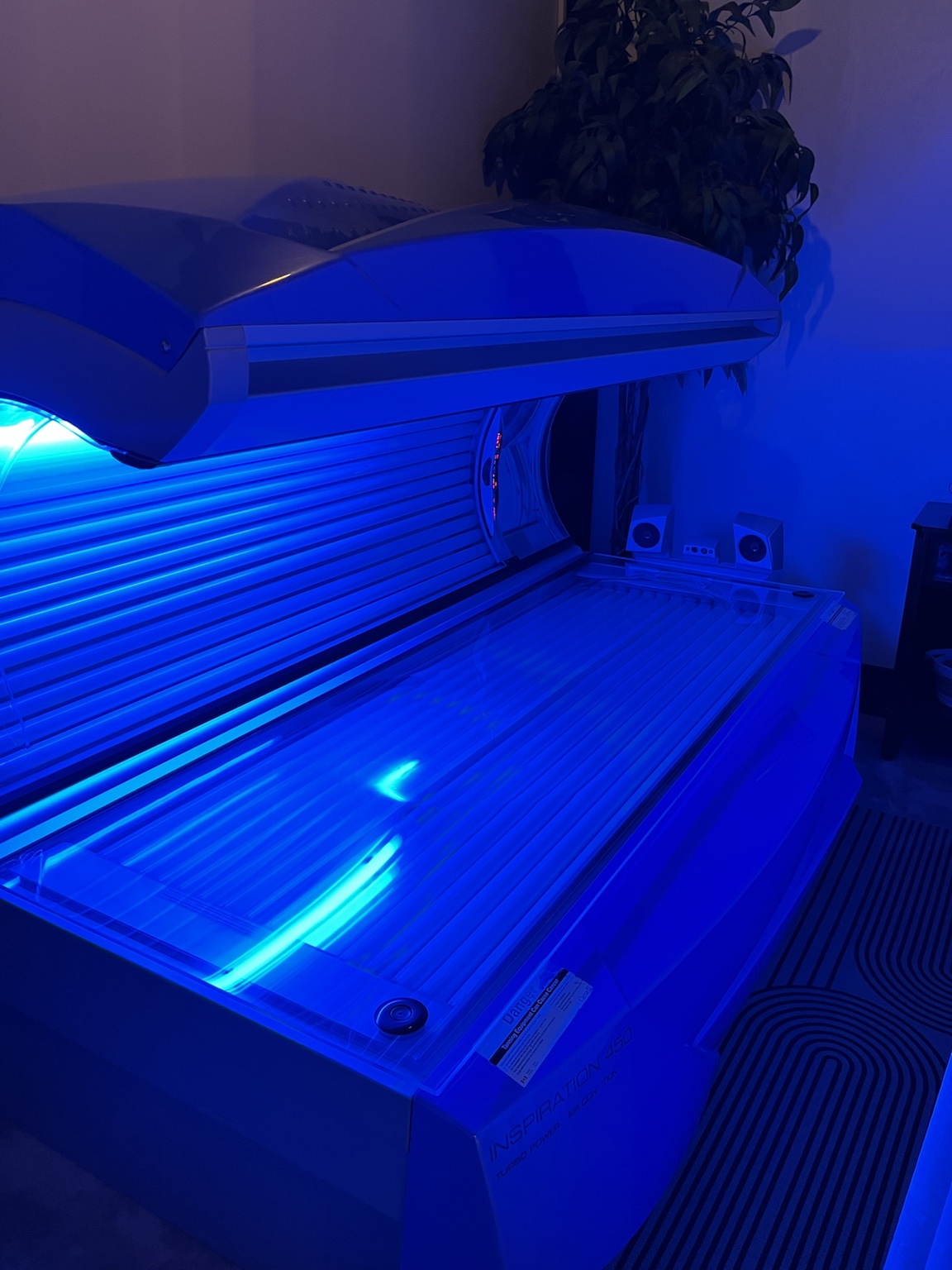 Cioccolata luxury lay-down tanning bed at JAVA Tanning MedSpa Wellness Centre in Brantford