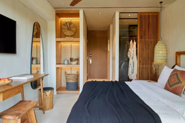 Bedroom Cozy
