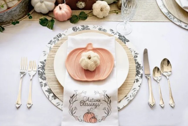 thanksgiving themed napkin with matching plates and decor
