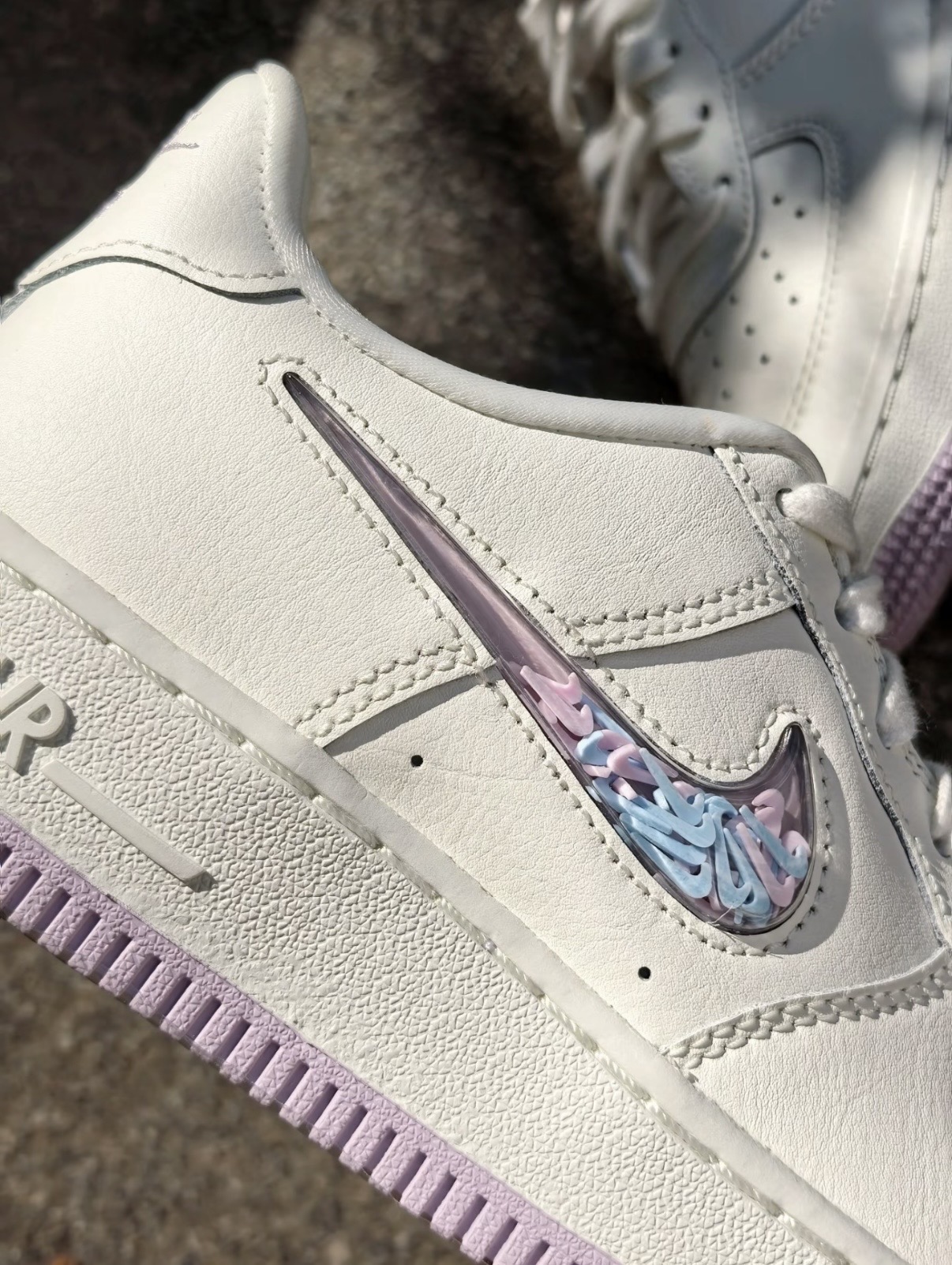 Nike Air Force 1 透明Swoosh 小勾勾 香芋奶白 IQ9795-151 女款