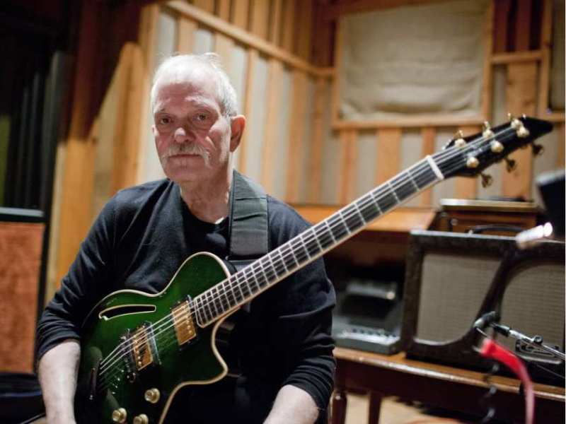 John Abercrombie: photo JOHN ROGERS / ECM RECORDS