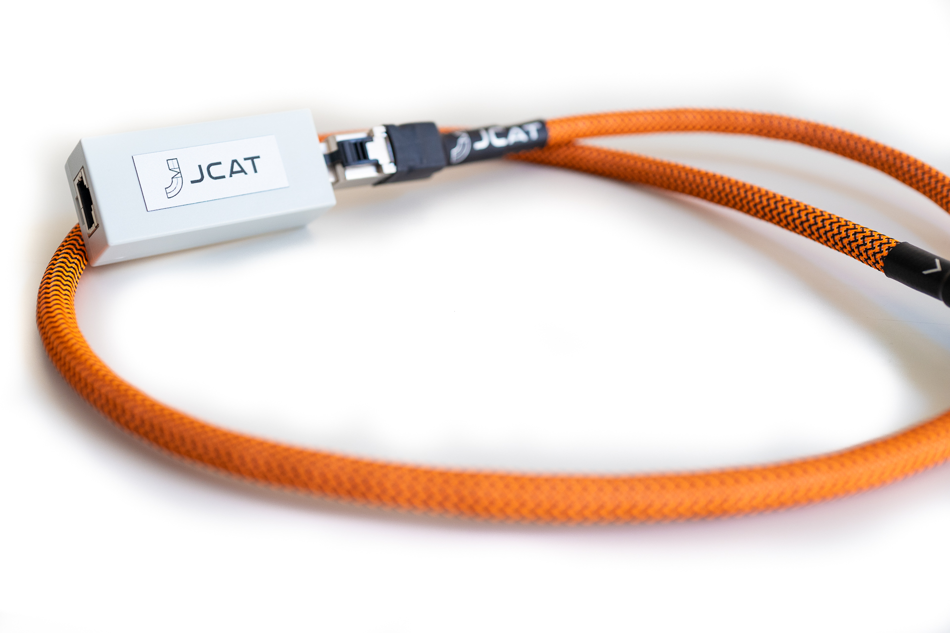 JCAT audiophile network isolator
