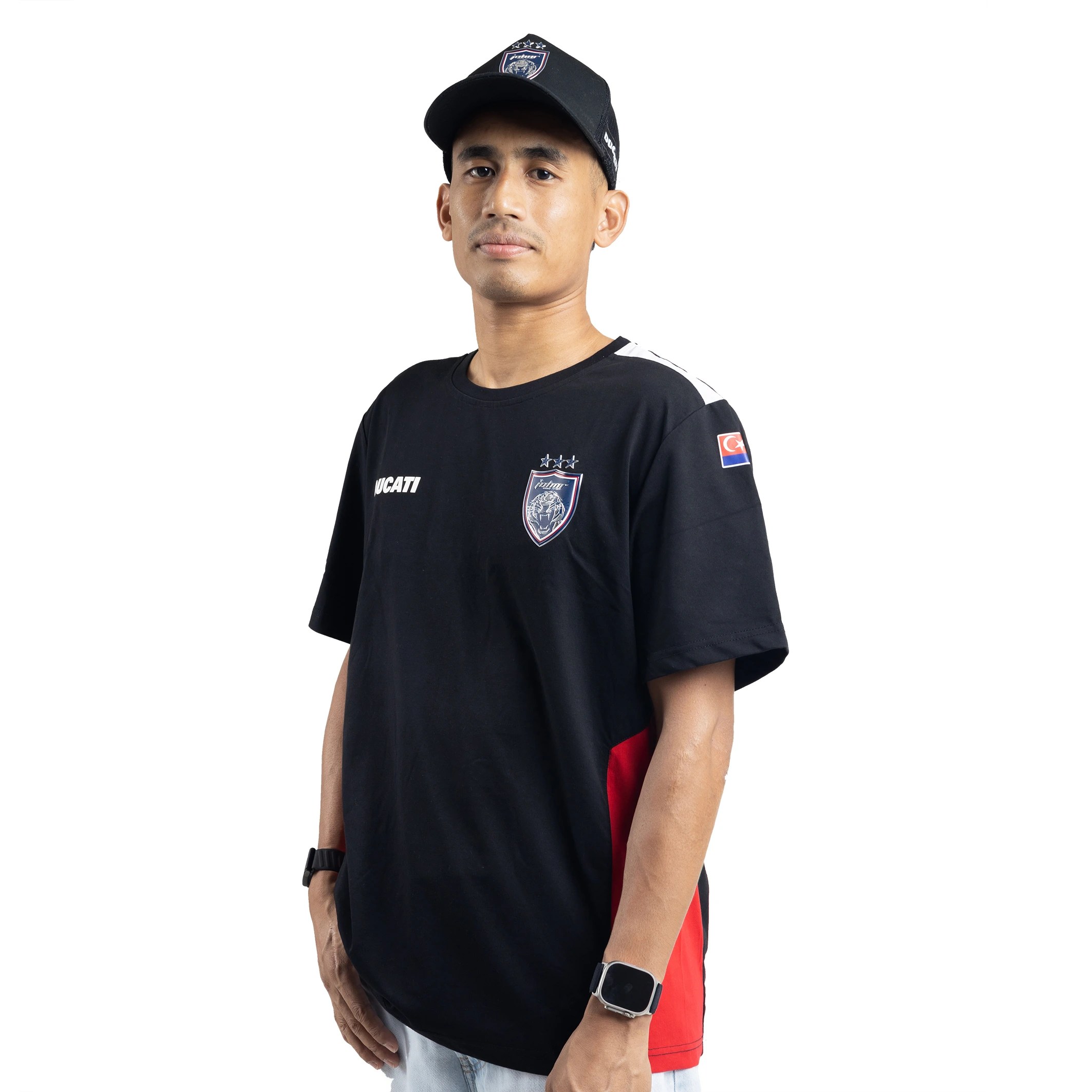 V3 Crew Neck (Black/Red)