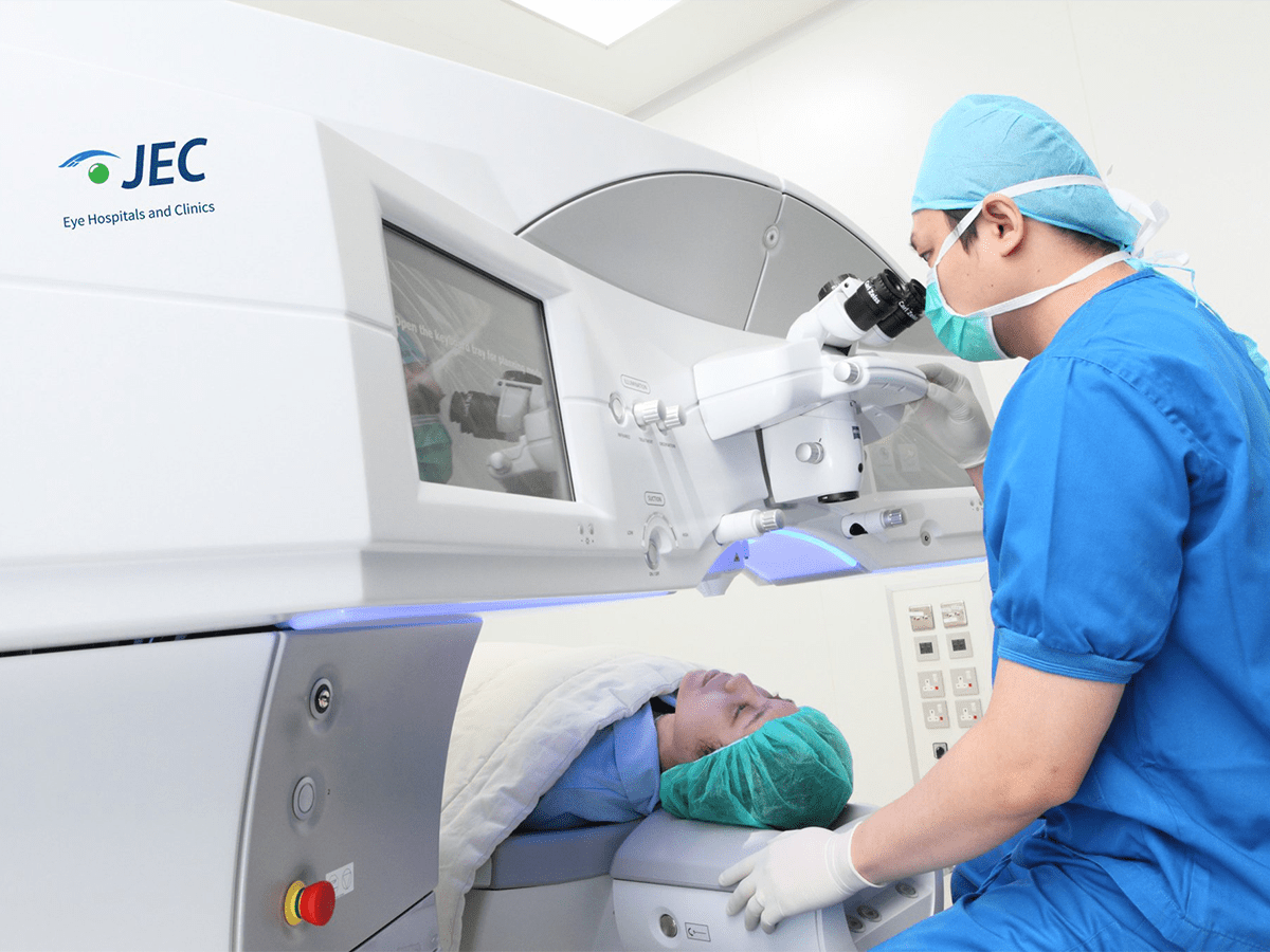 Lensa ini mampu menghasilkan kualitas penglihatan yang sangat baik, cocok untuk pasien yang masih aktif berkegiatan di … Jcudpfrmlflbnm