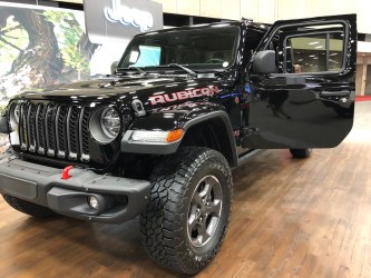 jeep 35 37 gladiator wrangler tire compare jeepmodreview