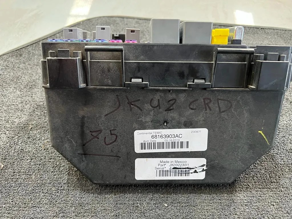 Jeep wrangler fuse boxes